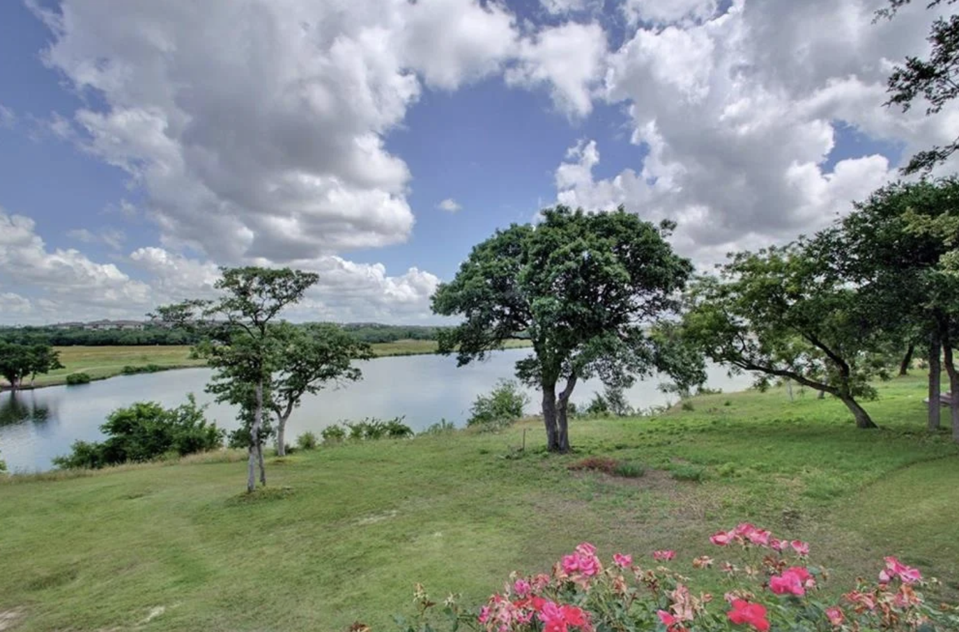 Avery Ranch lake